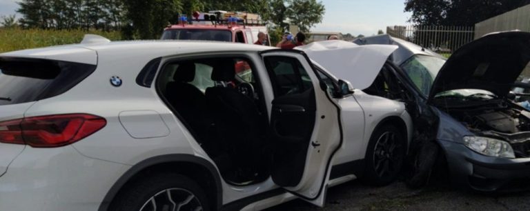 Treviglio (Bergamo), scontro tra due auto, muore un bambino di dieci anni