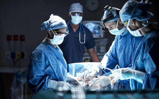 Coronavirus, l’allarme degli anestetisti: “Con il personale a disposizione possiamo attivare al massimo settemila posti in terapia intensiva”