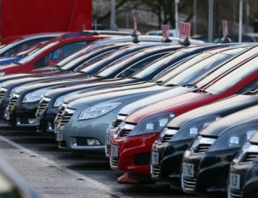 Brusca frenata del mercato dell’auto a ottobre, con le immatricolazioni che calano dello 0,18%