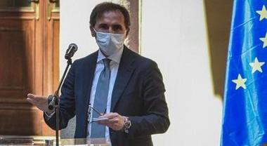 Coronavirus, la linea dura del ministro Boccia: “Coprifuoco anche a Capodanno”