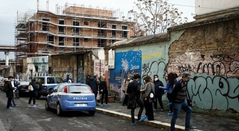 Omicidio Desirèe Mariottini: sopralluogo nello stabile abbandonato in via dei Lucani 22 a San Lorenzo