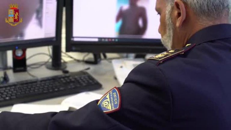 Arrestate due persone dalla Polizia Postale: avevano 1.700 immagini e 400 video pedopornografici