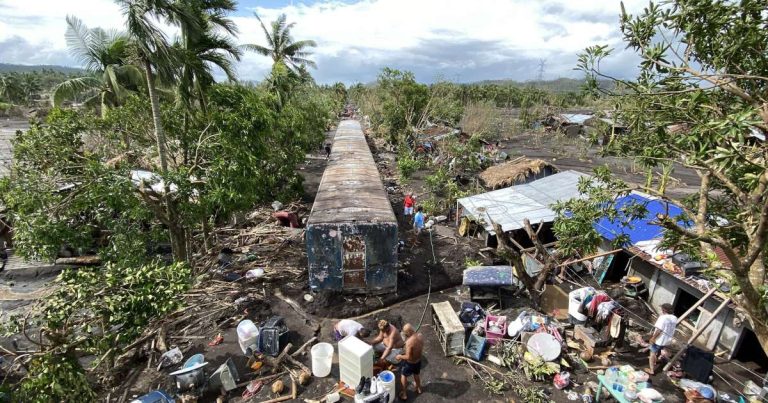 Filippine, sono almeno 16 le vittime provocate dal tifone Goni