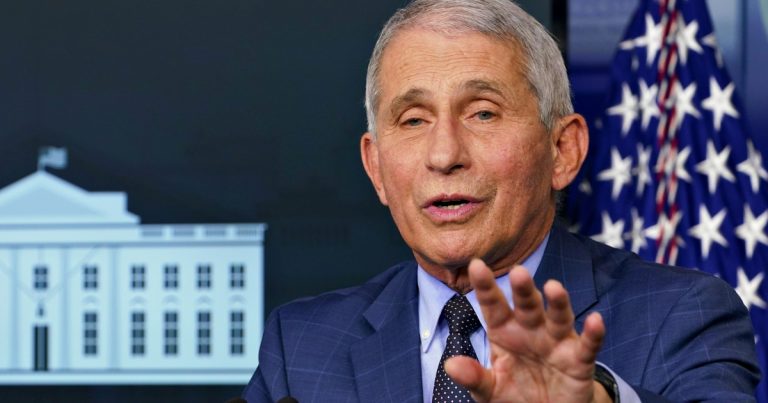 Coronavirus, parla il virologo Anthony Fauci: “Le vaccinazioni contro il Covid potrebbero cominciare tra il 12 e il 15 dicembre negli Usa ma anche in Italia”