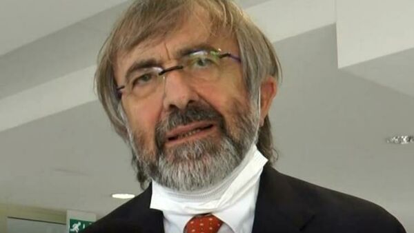 Coronavirus, la gaffe del nuovo commissario alla Sanità della Calabria Zuccatelli: “Le mascherine non servono a nulla”