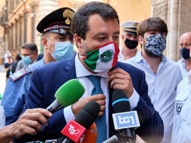 Coronavirus, parla Matteo Salvini: “L’idrossiclorochina è un farmaco usato in Cina, se mi ammalassi io la chiederei”