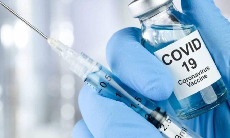 Coronavirus, l’annuncio di Ursula von der Leyen: “Domani approveremo un nuovo contratto per assicurare un altro vaccino contro il Covid-19 al nostro portafoglio di vaccini”