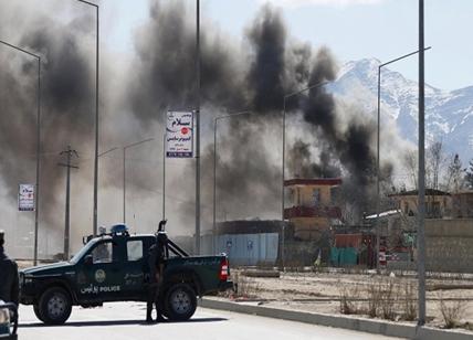 Afghanistan, forti esplosioni vicino alla ‘green zone’ di Kabul