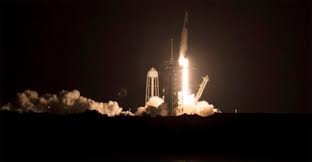 Usa, lanciata la capsula “Crew Dragon” della Space X di Elon Musk