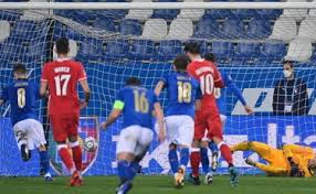 Calcio, l’Italia supera la Polonia 2 a 0 e si pone al primo posto del girone