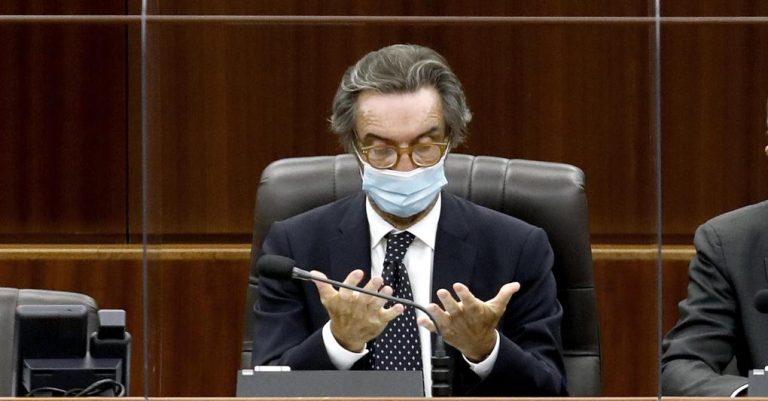 Coronavirus, il governatore Fontana ostenta ottimismo: “Gli indicatori della Lombardia iniziano a dare segnali di miglioramento”