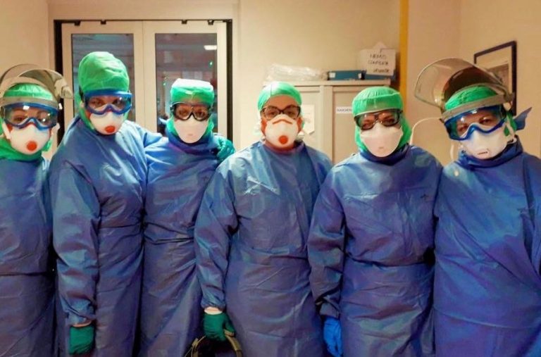Coronavirus, la protesta degli infermieri del Piemonte: “Mancano 3.500 infermieri”
