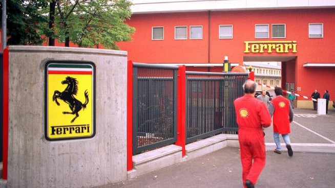 Maranello, tamponi rapidi per i dipendenti della Ferrari