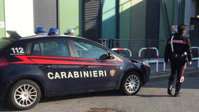 Pistoia, 32enne aggredisce gli infermieri di un pronto soccorso: è stato arrestato dai carabinieri