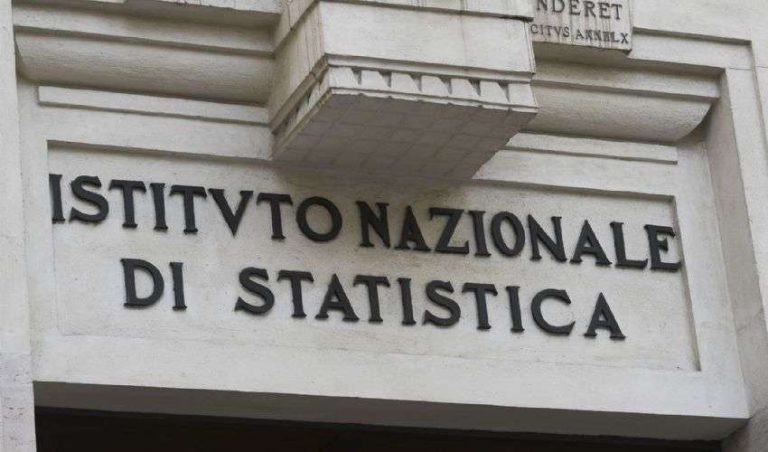 Istat, anche nel mese di novembre l’inflazione rimane in negativo