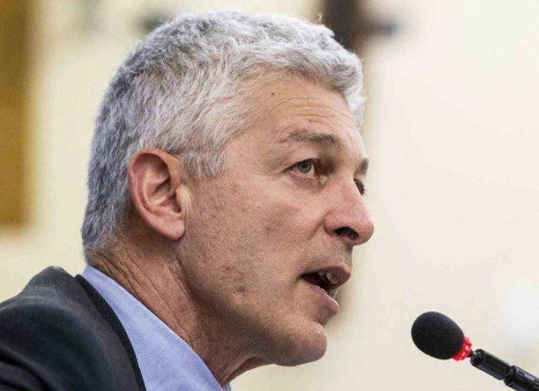 Nicola Morra si difende dalle accuse: “Un lavoro sporco sulle mie dichiazioni relative a Jole Santelli, la presidente della Calabria scomparsa un mese fa”