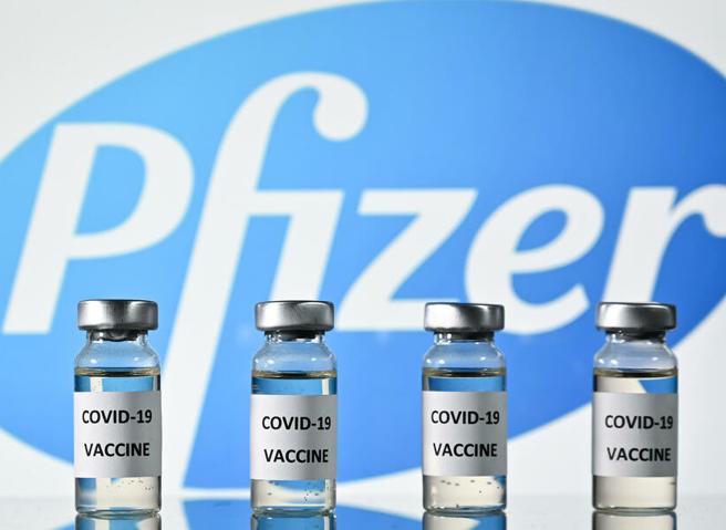 Coronavirus, ok per il trasporto del vaccino Usa Pfizer anche per l’Europa