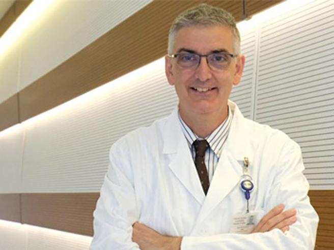 Vaccinazioni, parla il professor Brusaferro: “Sarà molto probabile un booster, una terza dose”