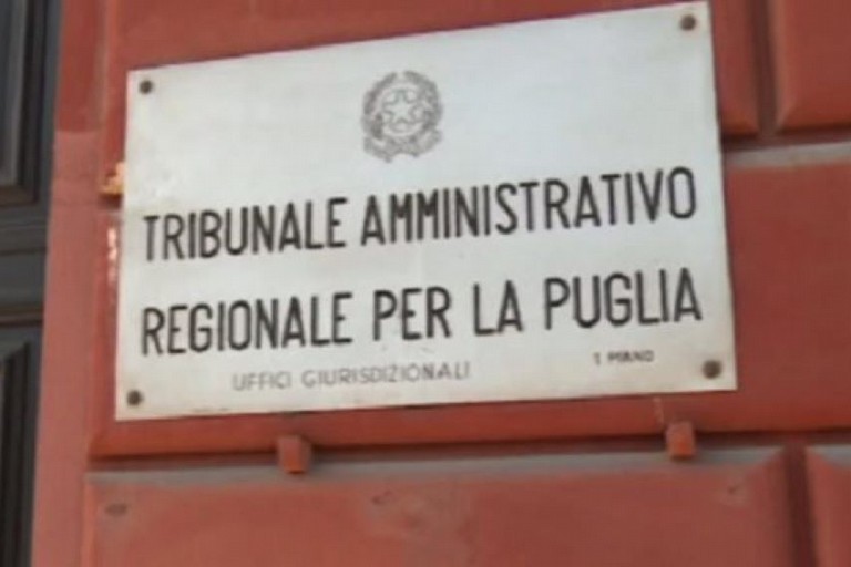 Coronavirus, le scuole in Puglia restano aperte, ma le famiglie possono decidere se mandare i figli a scuola oppure optare per la didattica a distanza