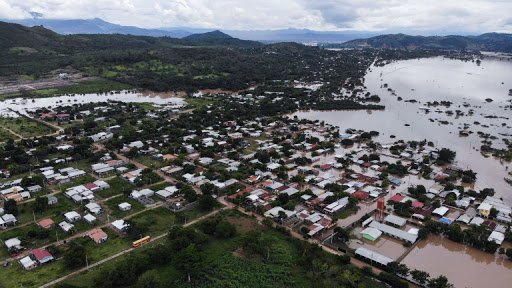 Honduras, il devastante arrivo dell’uragano “Eta”: almeno 57 le vittime, 8 dispersi e decine di feriti
