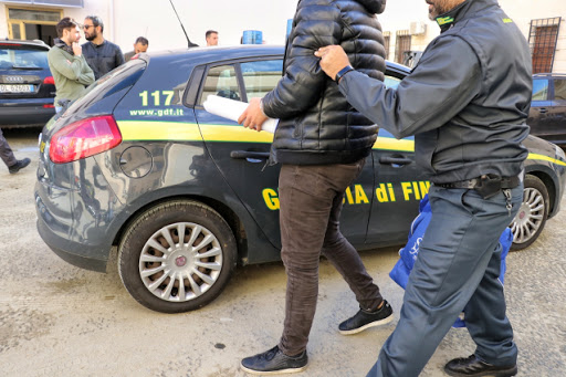 Lamezia Terme, arrestati sette imprenditori per associazione a delinquere