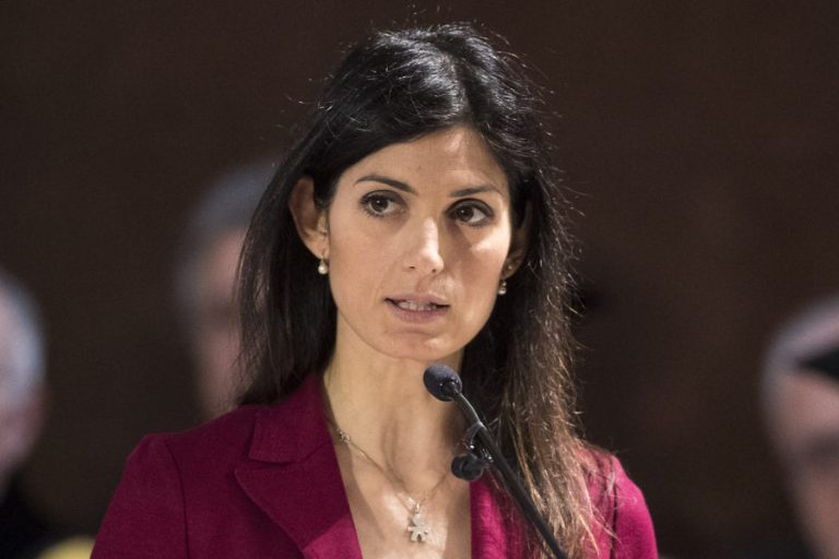 Coronavirus, la sindaca Virginia Raggi in autoisolamento