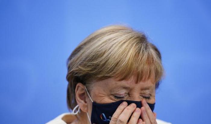 Coronavirus, l’angoscia della cancelliera Merkel: “Il 2020 è stato l’anno più difficile dei miei 15 anni di leadership”