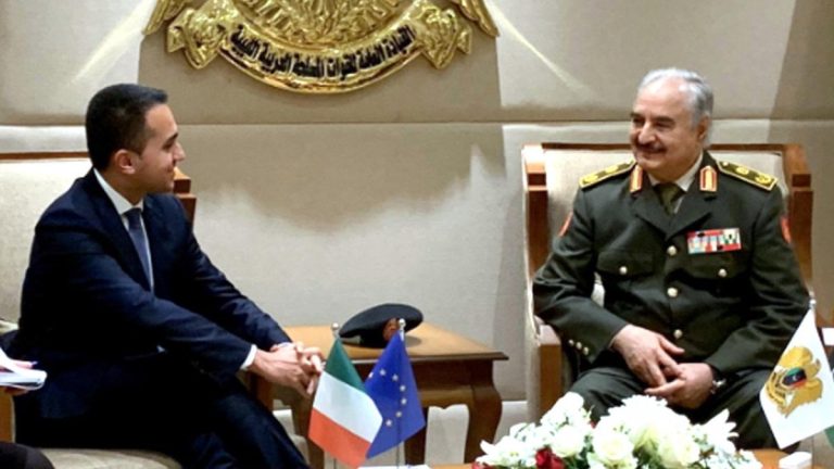 Pescatori liberati, parla il ministro Di Maio: “In cambio del loro rilascio abbiamo riallacciato i rapporti con Haftar”