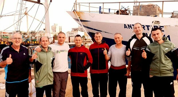 Pescatori liberati, parla il comandante della Medinea: “Ci hanno fatto cambiare quattro carceri nei 108 giorni del sequestro”