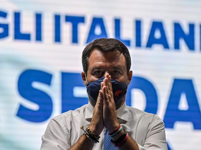 Catania, stamane al via il processo contro Matteo Salvini per la vicenda della nave Gregoretti