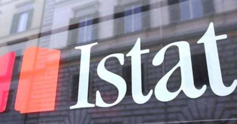 Istat, torna a salire la fiducia delle imprese e dei consumatori