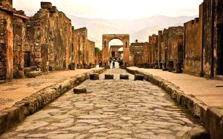 Pompei, gli scavi rivelano “fondata dagli etruschi”