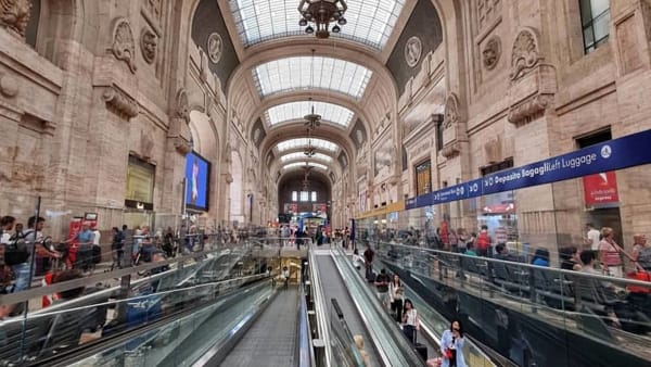 Milano, al via la “fuga” di 200mila lombardi dalla Stazione Centrale e da Malpensa
