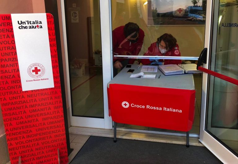 Natale 2020, già iniziata la consegna degli aiuti della Croce Rossa Italiana