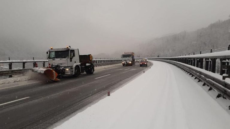 Liguria, riaperta l’autostrada A7 Genova-Milano dopo la nevicata di ieri