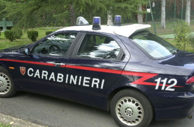 Pratolino (Firenze), coppia di anziani aggrediti in casa: rubati gioielli e orologi