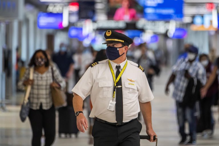 Coronavirus, negli Usa oltre 231mila contagi e 3.300 decessi nelle ultime 24 ore