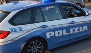Cesena: un uomo è stato trovato morto accoltellato questa mattina nel quartiere Vigne