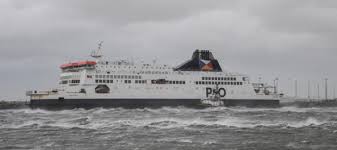 Coronavirus: per la prima volta da domenica, veicoli con passeggeri sono arrivati nel porto di Calais in Francia da Dover