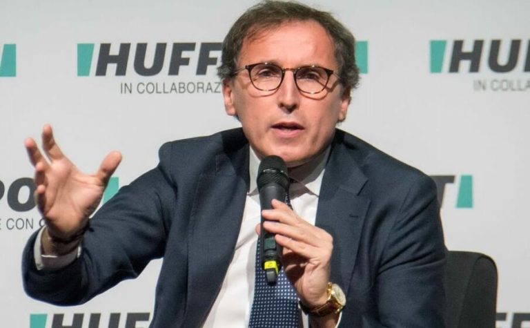 Coronavirus, la previsione del ministro Boccia: “Domani il nuovo Dpcm, in dicembre tutte le regioni gialle e a gennaio si riparte”