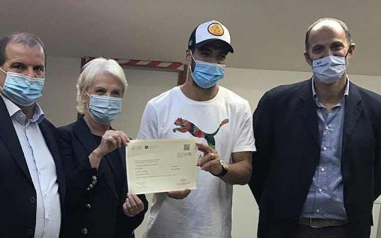 Vicenda Suarez, indagati un dirigente e due avvocato della Juventus