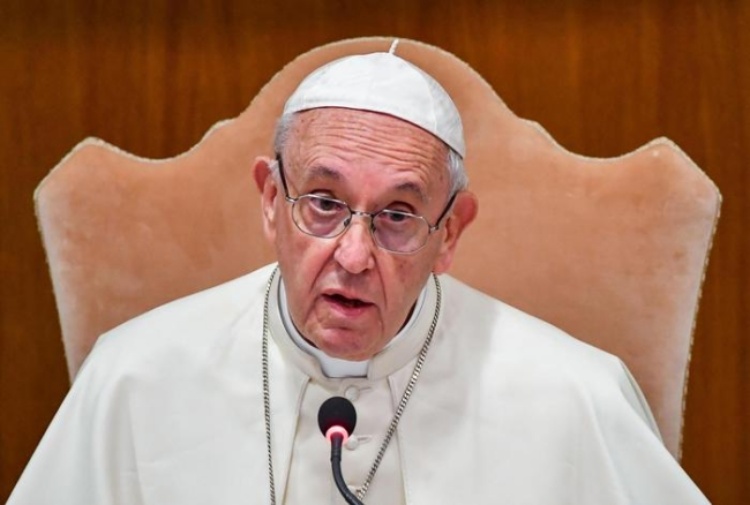 Vaticano, sugli abusi sessuali parla Papa Francesco: “La Chiesa sta portando avanti con ferma decisione l’impegno di rendere giustizia alle vittime”