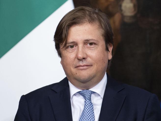 Parla il viceministo della Salute Sileri: “Mi farò il vaccino anti coronavirus quando sarà il mio turno, avendo avuto il Covid credo che sarò tra gli ultimi”