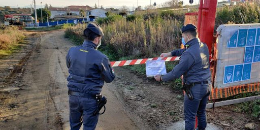 Vibo Valentia, disastro ambientale e abuso d’ufficio: in carcere sette persone tra imprenditori e dirigenti della Regione Calabria