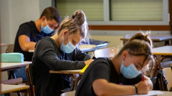 Coronavirus, sono 14 le Regioni che hanno detto no alla riapertura delle scuole l’11 gennaio