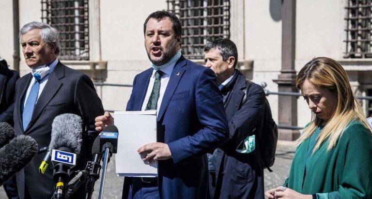 Crisi di governo, l’opposizione chiede a Conte di riferire in Aula o dimettersi immediatamente