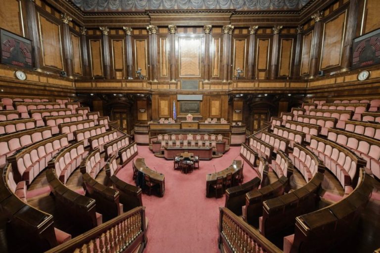 Si è costituito ufficialmente il gruppo di “Responsabili” al Senato: Europeisti-Maie-Centro-Democratico