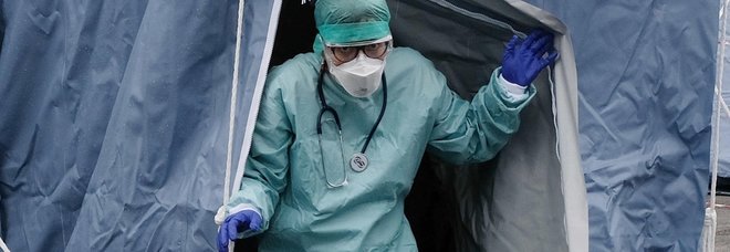 Coronavirus, la Cina senza ‘mezze misure’: tampone anale per chi è ad alto rischio