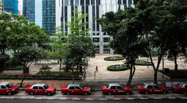 Coronavirus, a Hong Kong migliaia di cittadini in lockdown