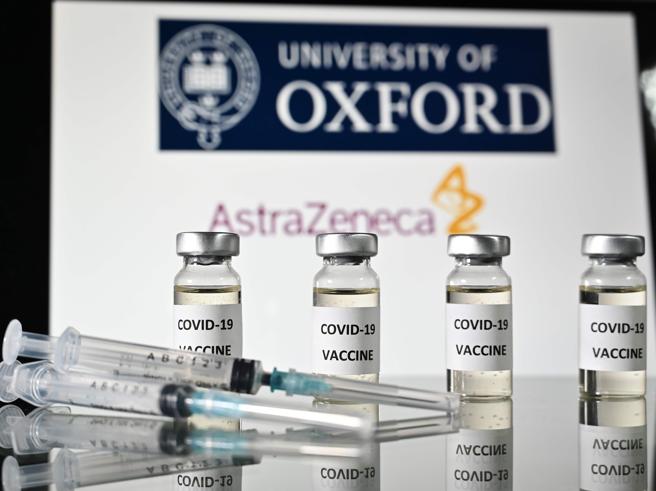 Vaccinazioni: saranno pronte due milioni di dosi a settimane di Oxford AstraZeneca